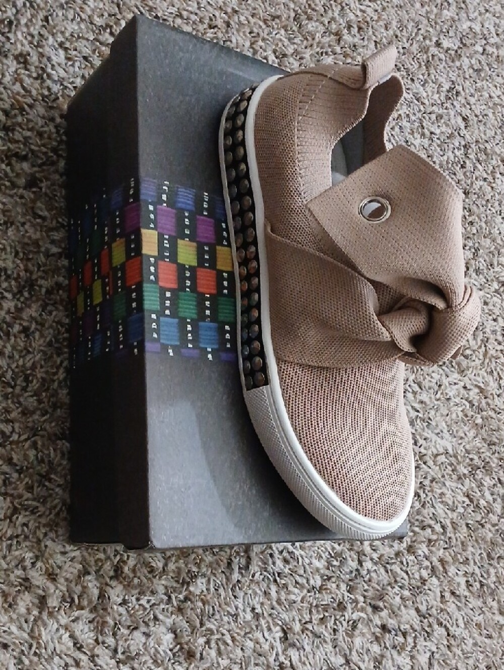 NIB-Bernie Mev Womens Amaryllis Bow Slip On Sneakers Ladies Party Flats